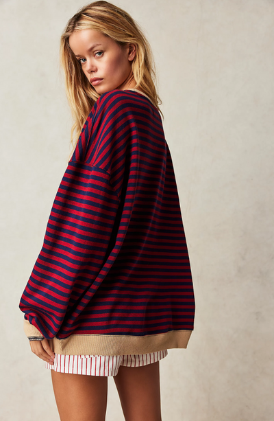 Celia | Gestreifter Oversized-Pullover.