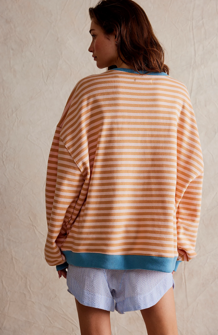 Celia | Gestreifter Oversized-Pullover.